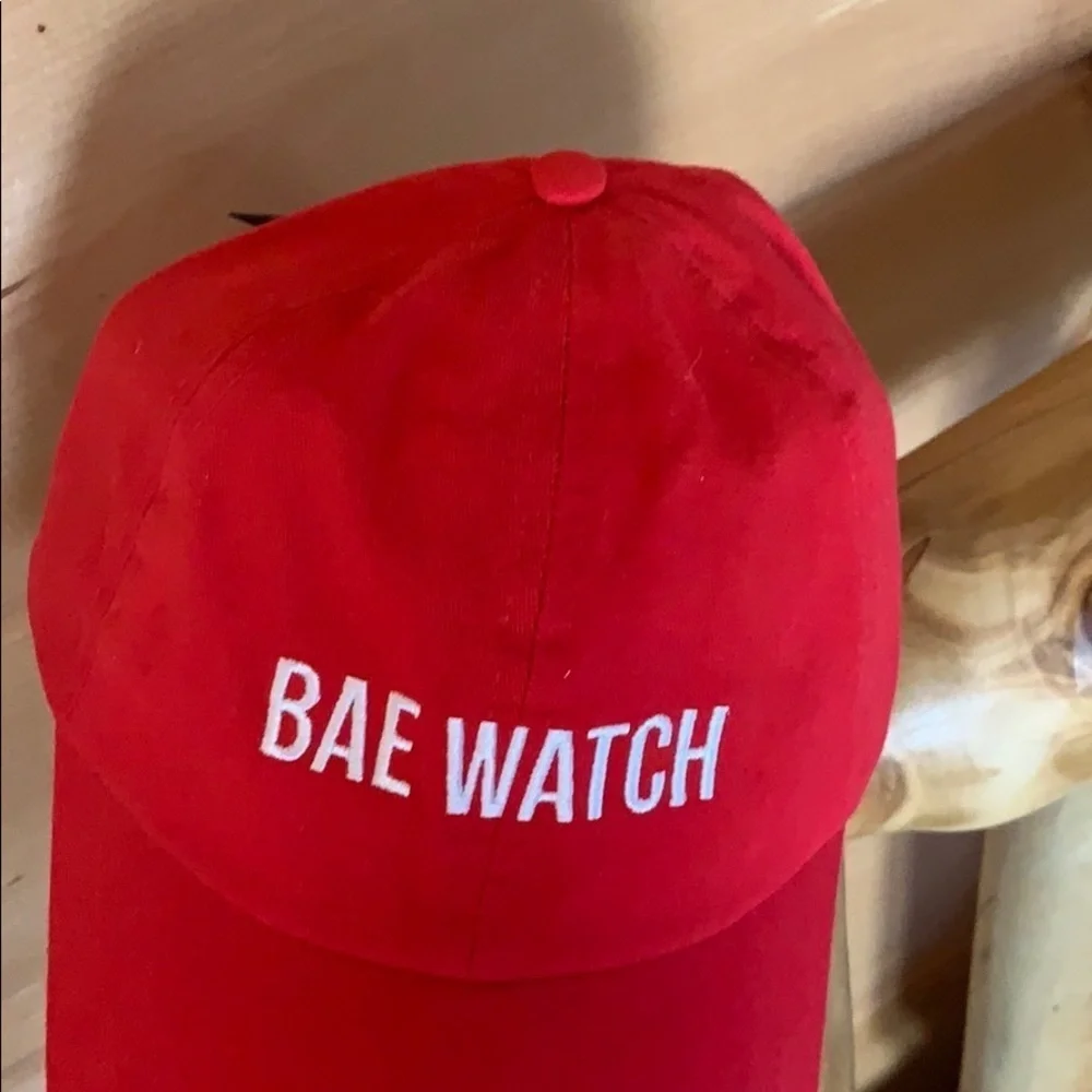 David & Young red Bae Watch baseball cap New with tag